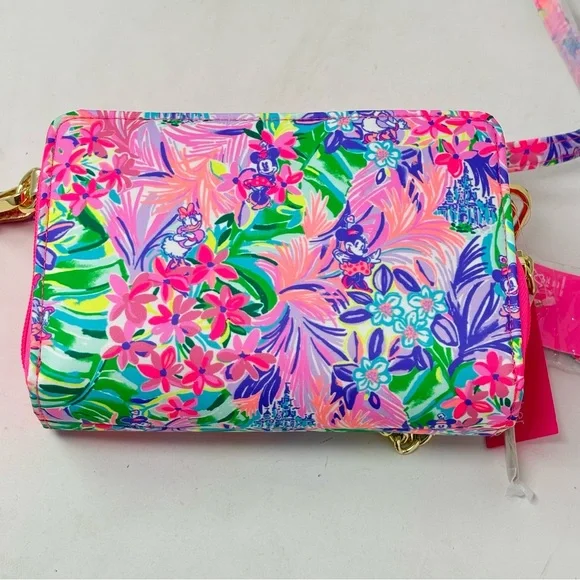 Disney Parks Lilly Pulitzer Dreamin’ Crossbody Purse Minnie Daisy Bag NWT - Picture 8 of 15